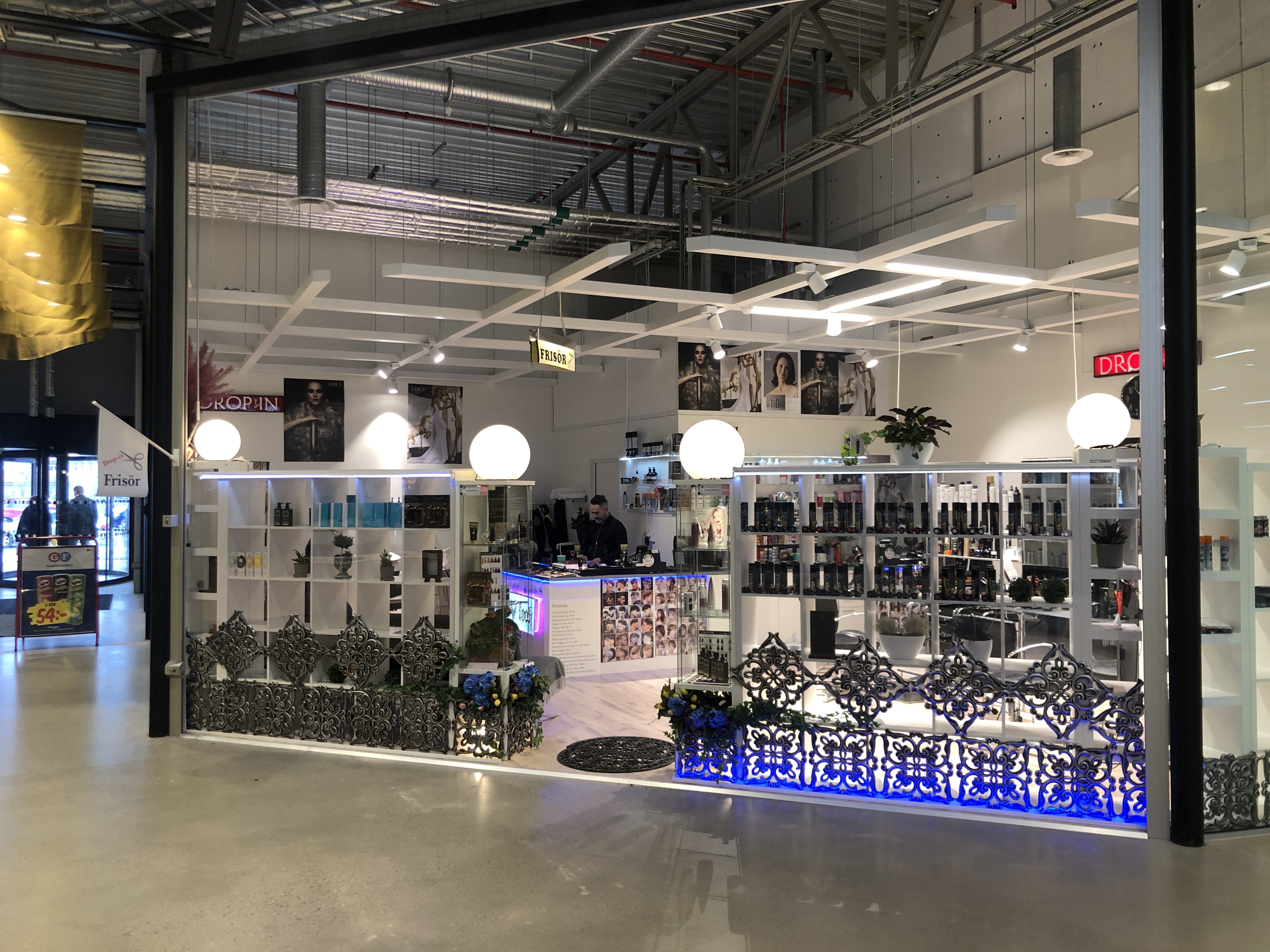 Newlook frisör salong logotyp