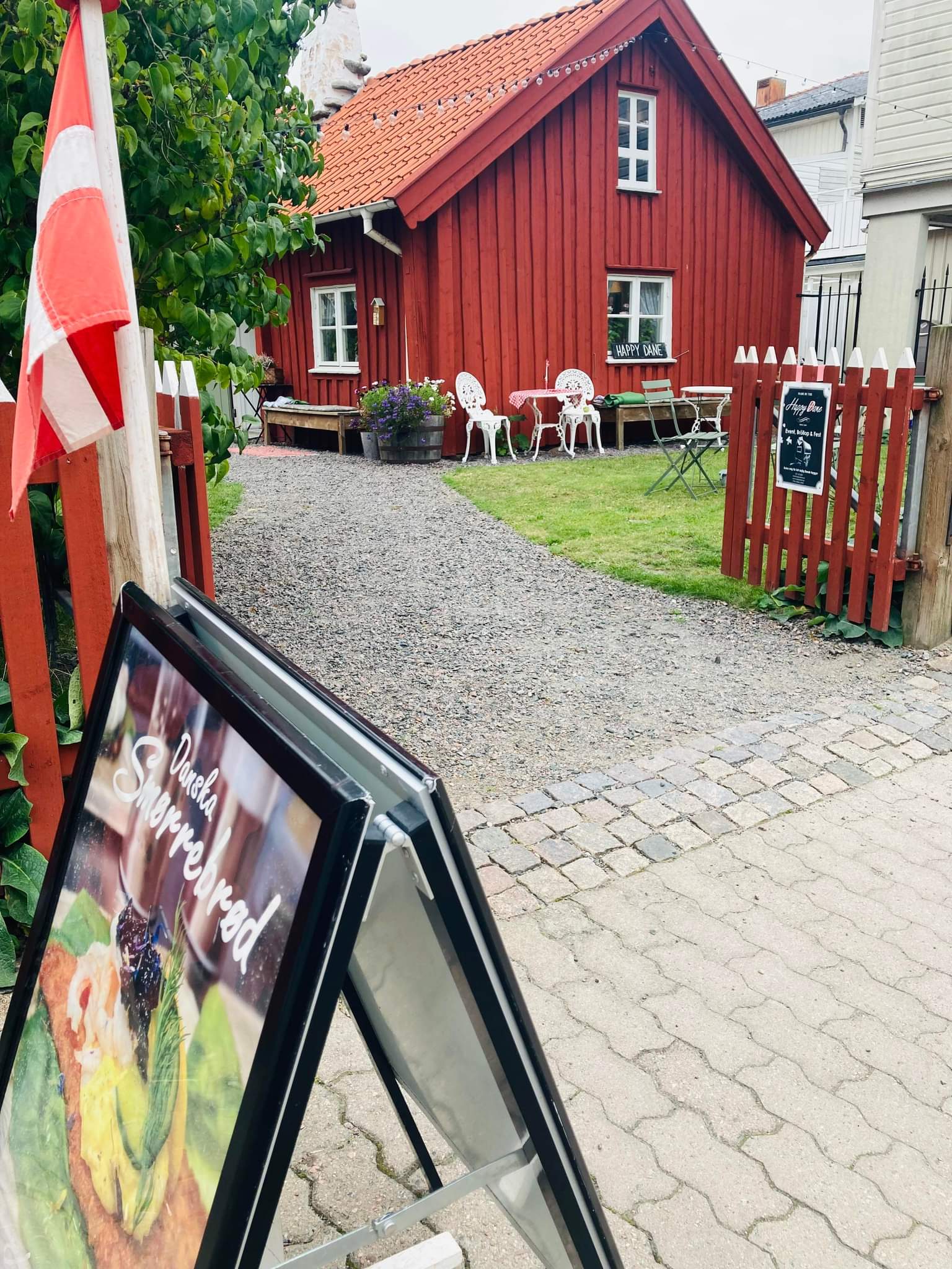 Röda stugan  smörrebröd cafe logotyp