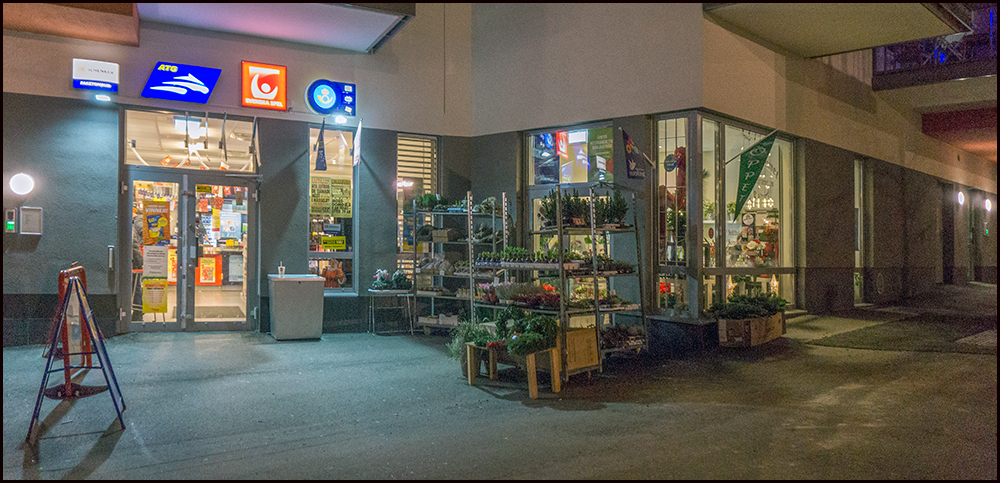 Hässelby Strands Livs&Tobak logotyp