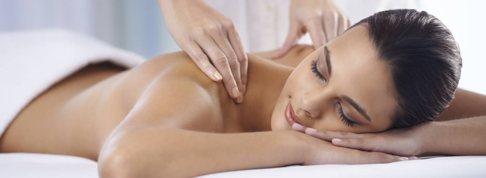 Aiyarathaiwellness logotyp